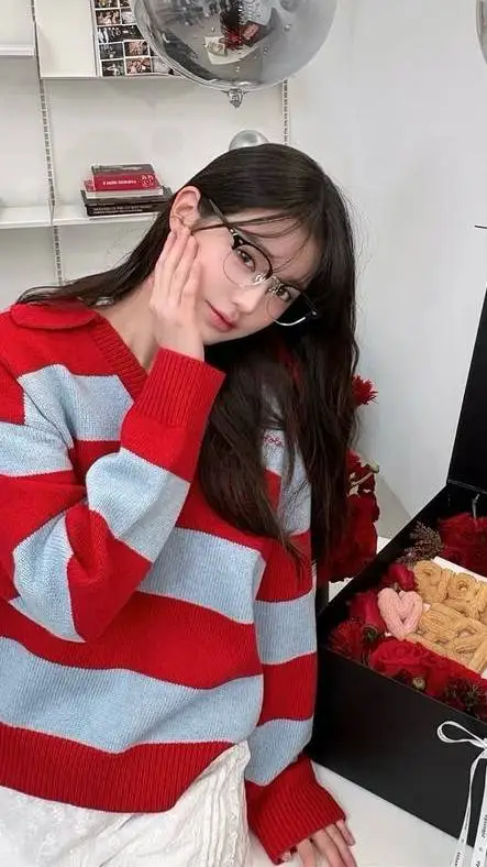 ai character: Wonyoung background