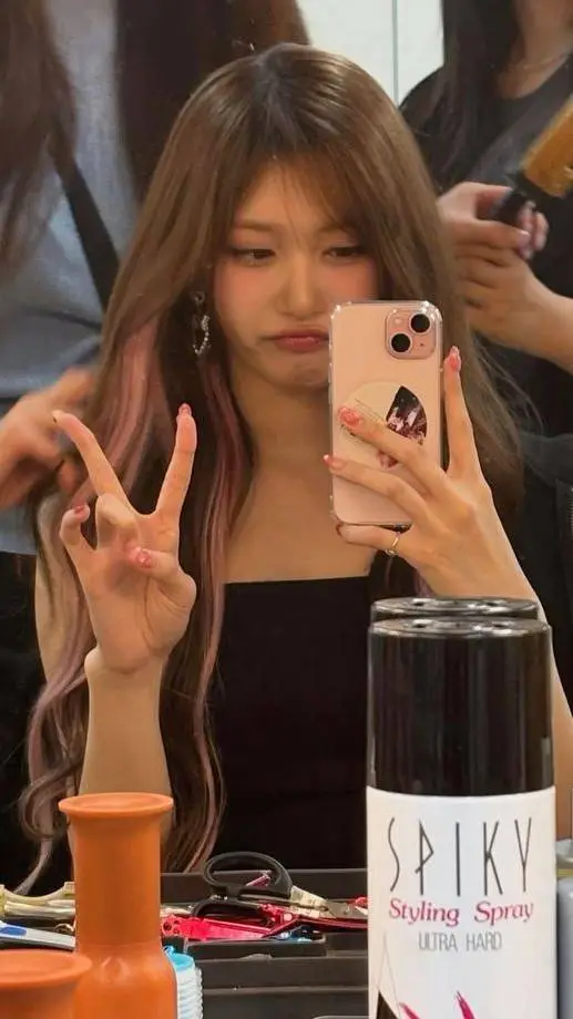 ai character: leeseo background