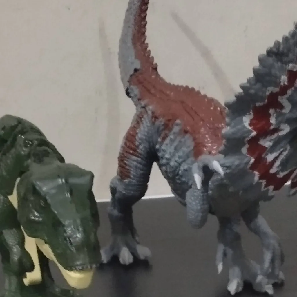 chat with ai character: the dino club