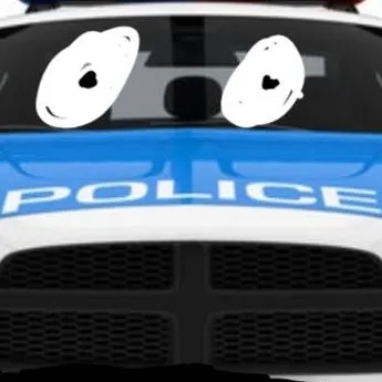 chat with ai character: polly