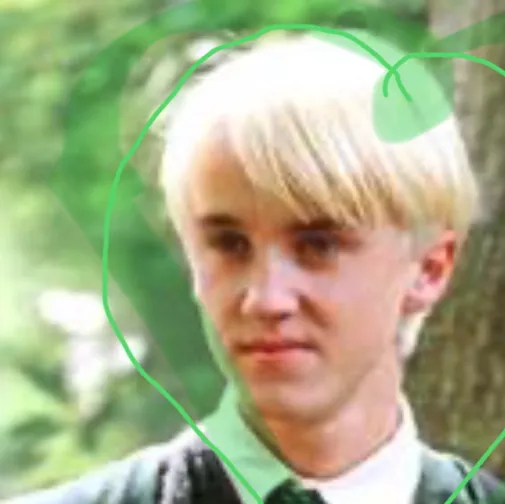 chat with ai character: Ella