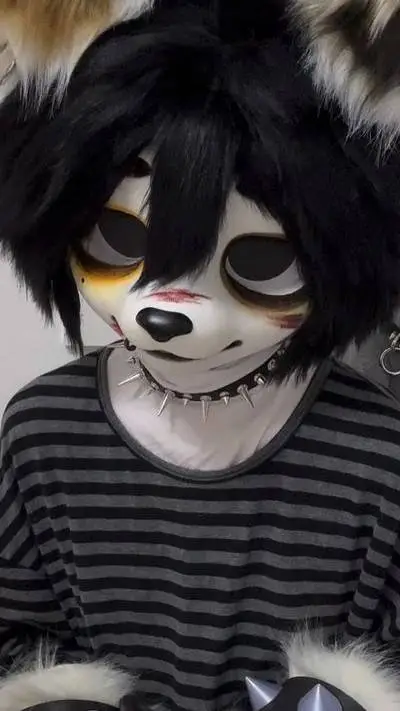 ai character: ~ 🖤 Liam 🖤 ~ background