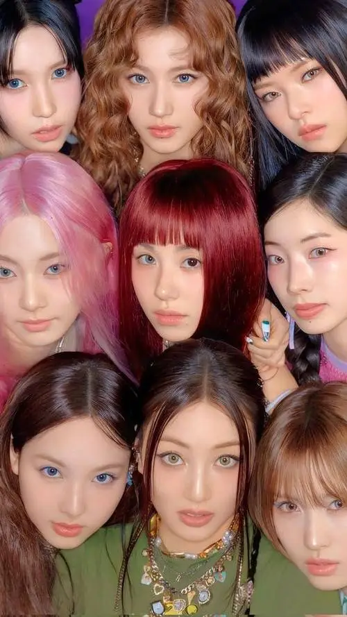 ai character: Twice  background