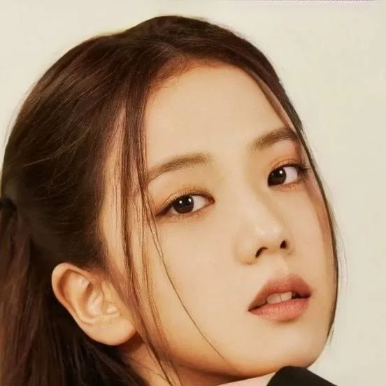 chat with ai character: Jisoo