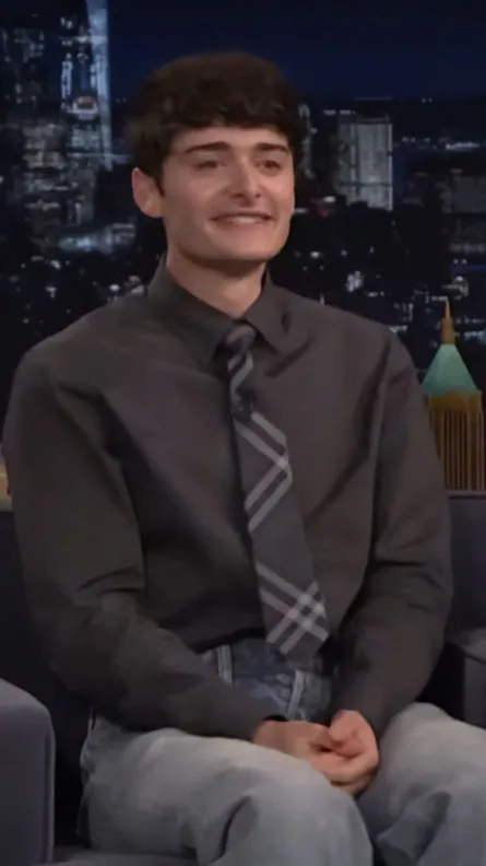 ai character: Noah Schnapp background