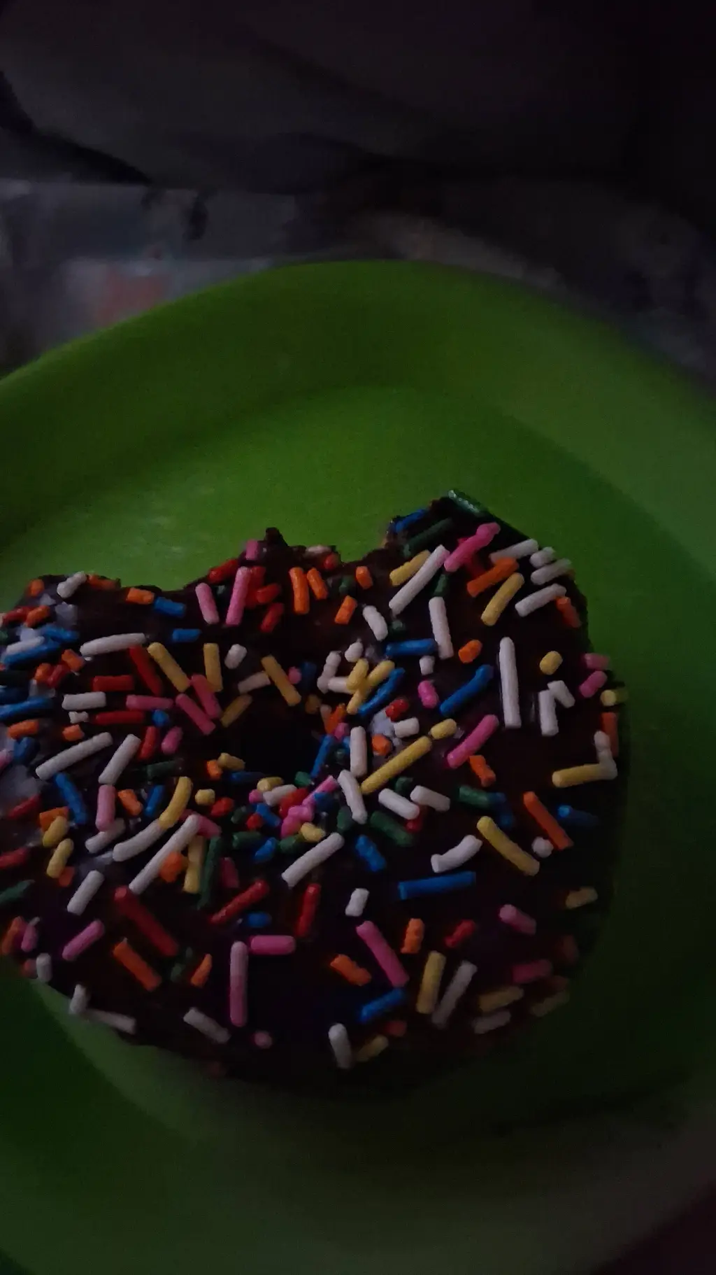 ai character: Donut background