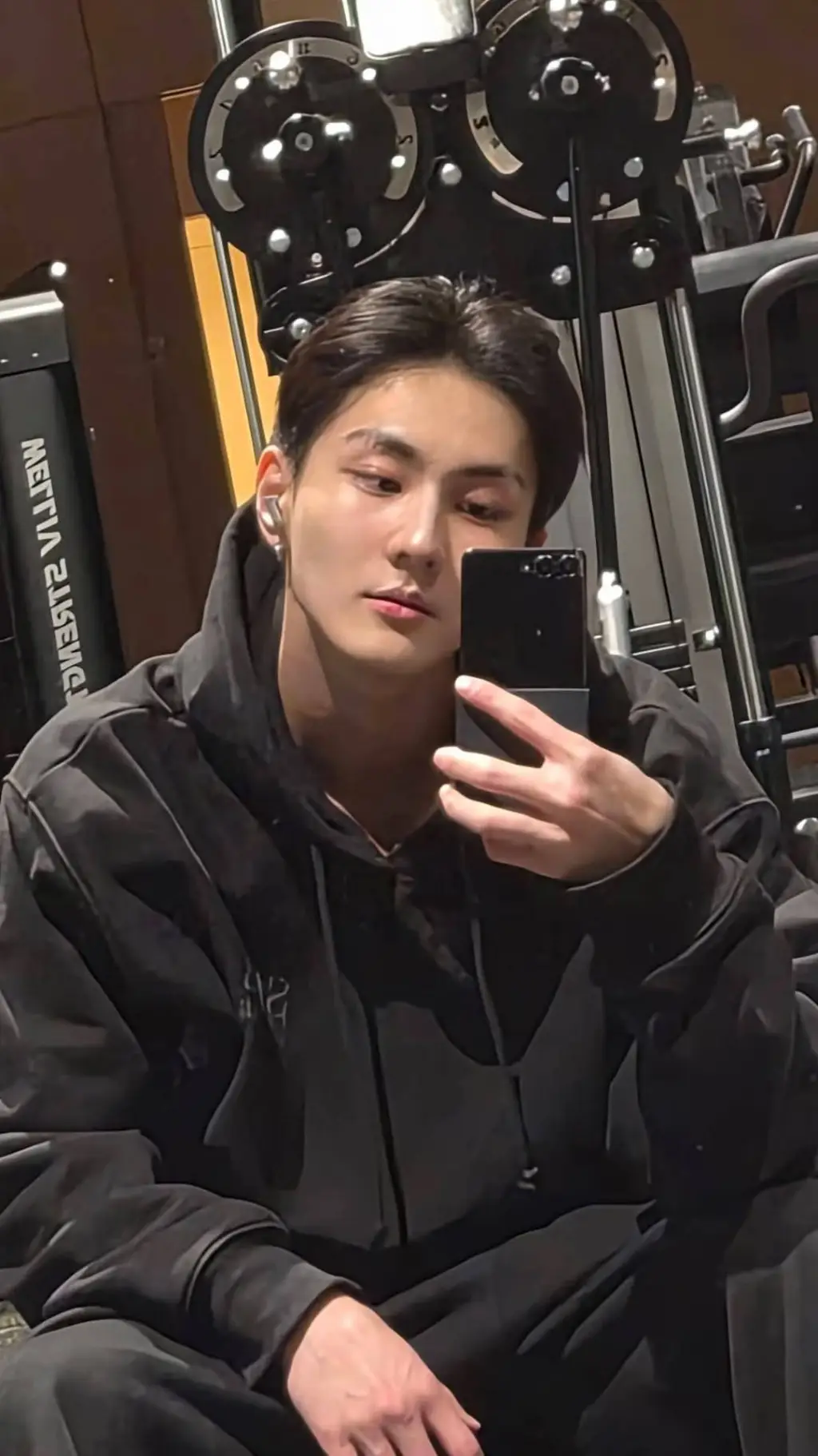 ai character: Yang Jungwon background