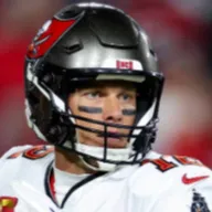 chat with ai character: Tom Brady