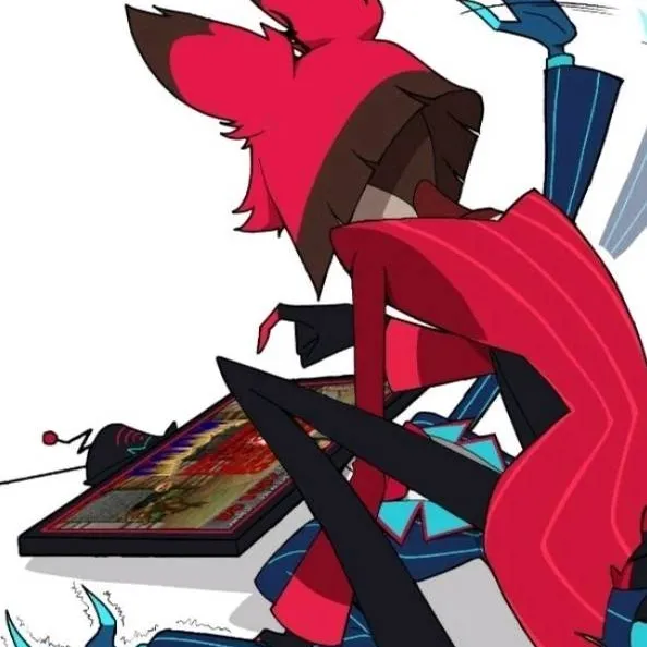 chat with ai character: Radiostatic :3