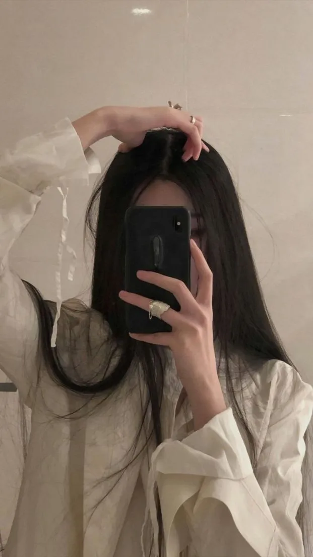 ai character: ava background