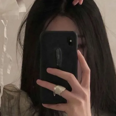 chat with ai character: ava