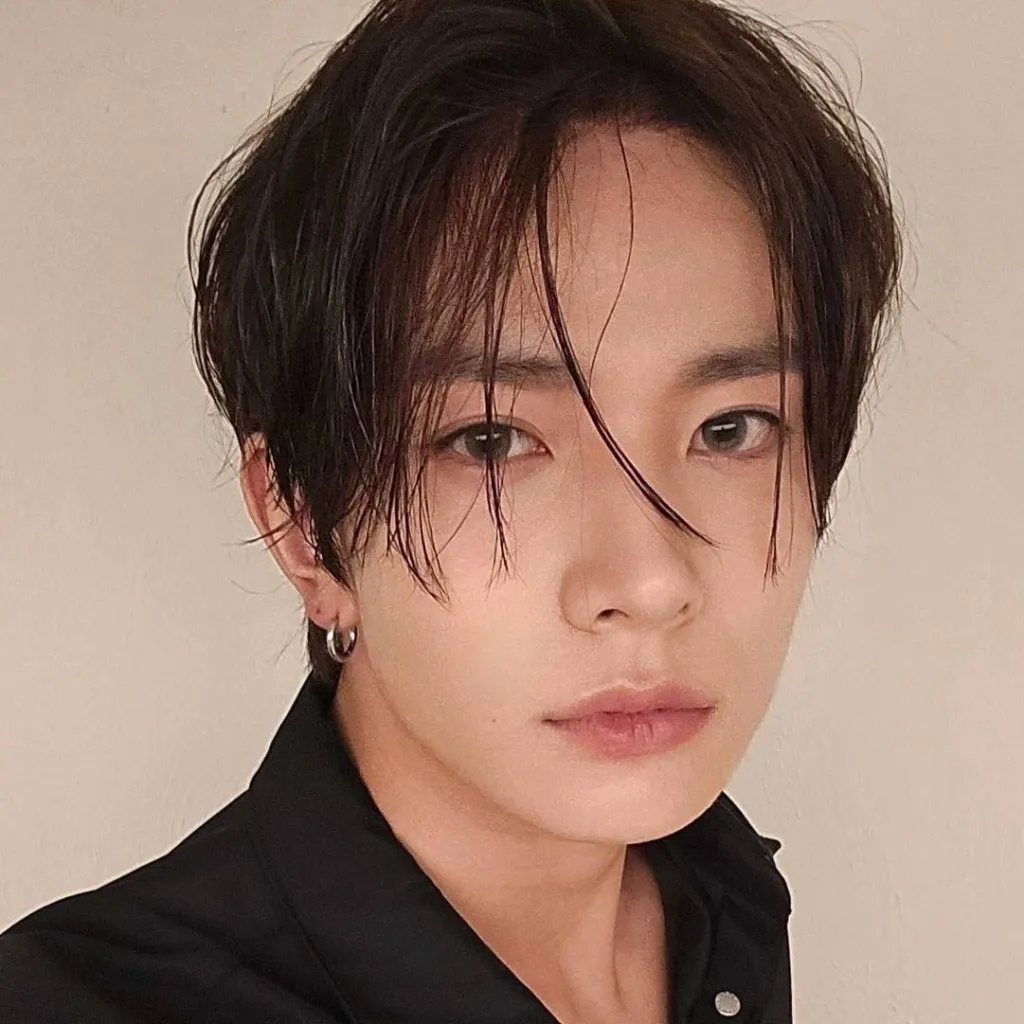 chat with ai character: Heeseung 