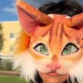 chat with ai character: amber kat