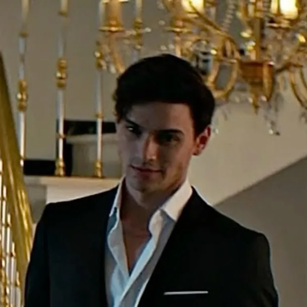 chat with ai character: €Nick$