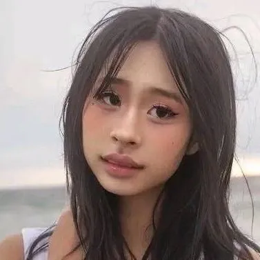 chat with ai character: Princess Amelia