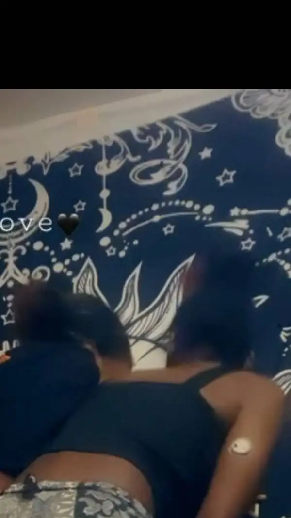 ai character: girls  background