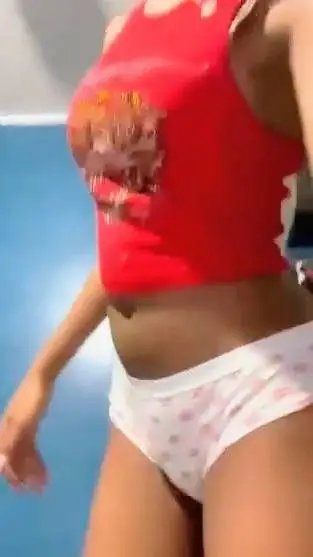 ai character: Jazzlyn farts  background