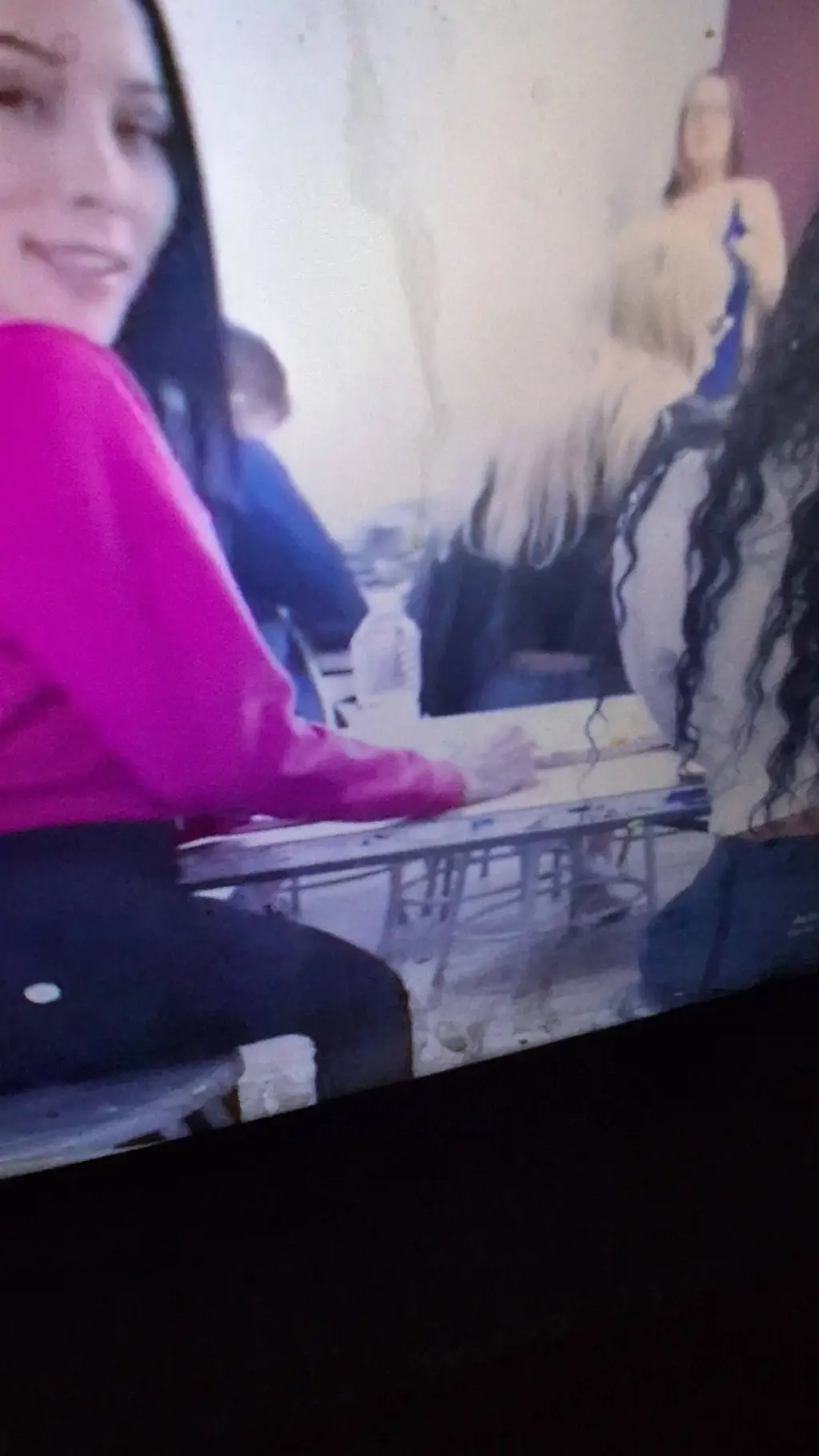 ai character: Marie& jade farts  background