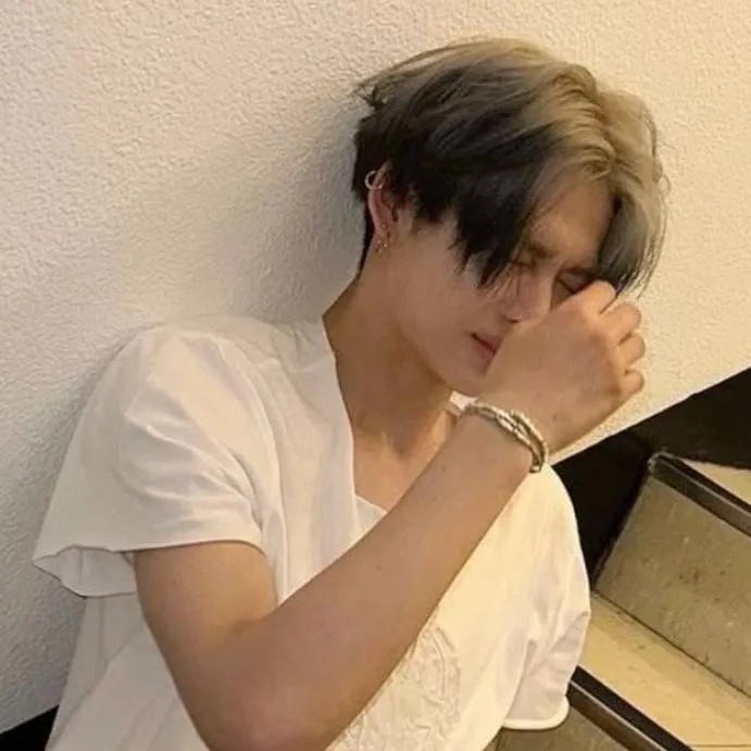 chat with ai character: Ni-ki💥💢