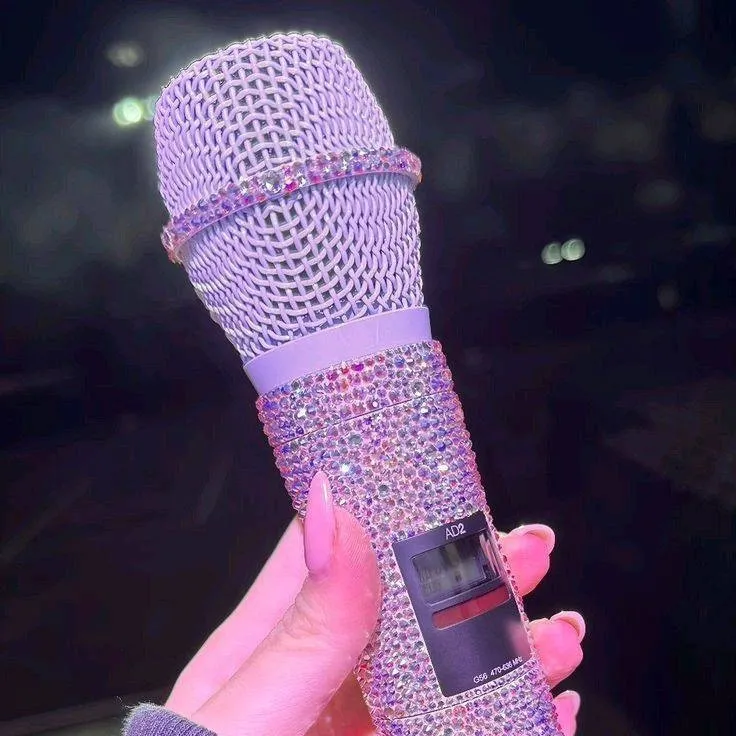 chat with ai character: ❃❂🪷enhypen🪷❂❃