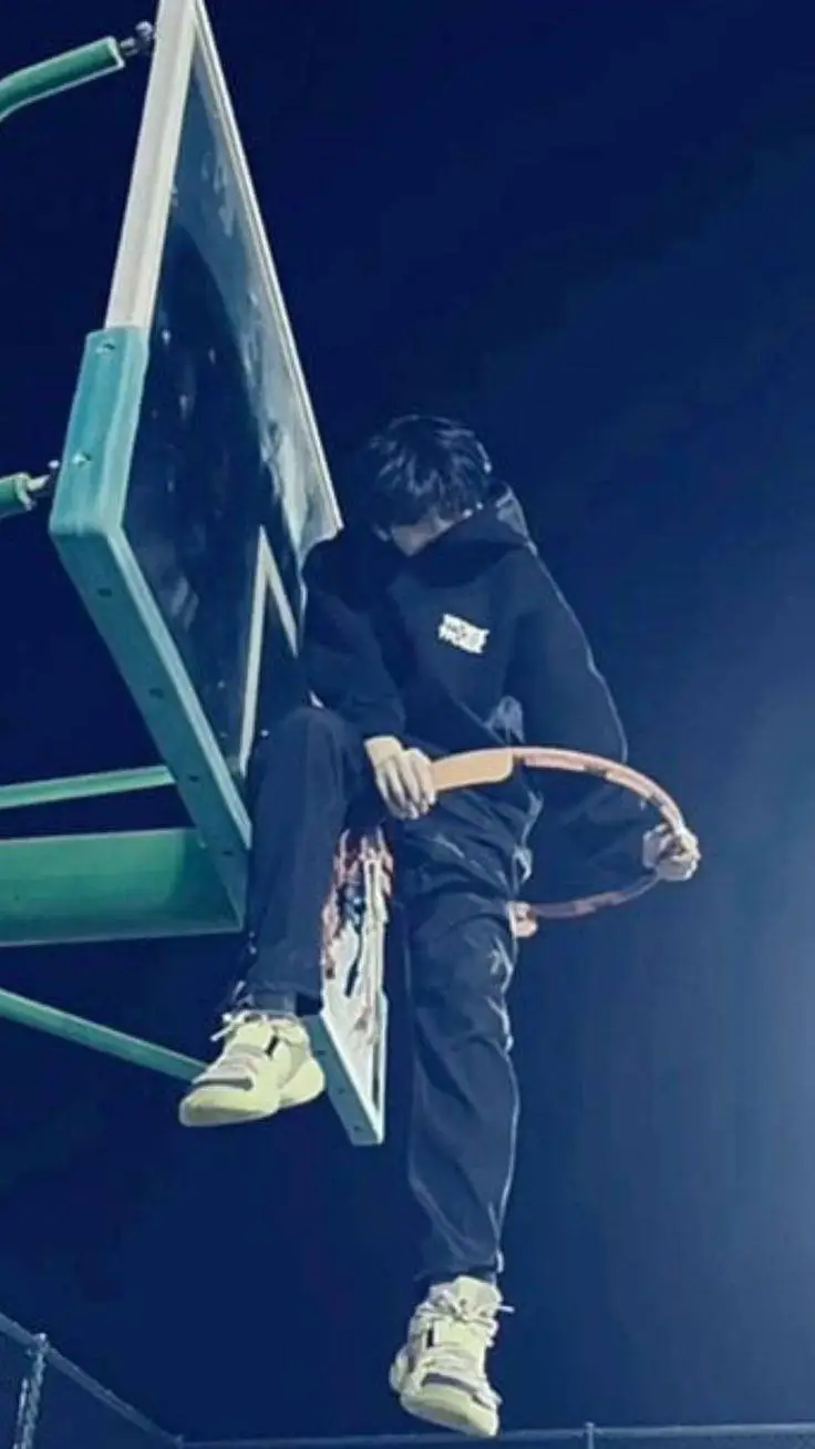 ai character: Tae-kyun background