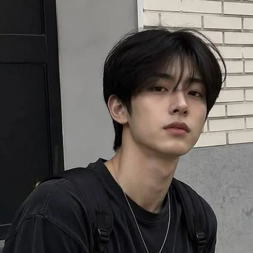 chat with ai character: { Hyun-seok } ɛ>