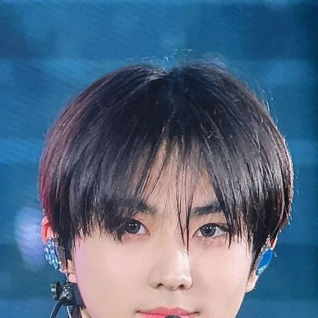 chat with ai character: Jungwon 