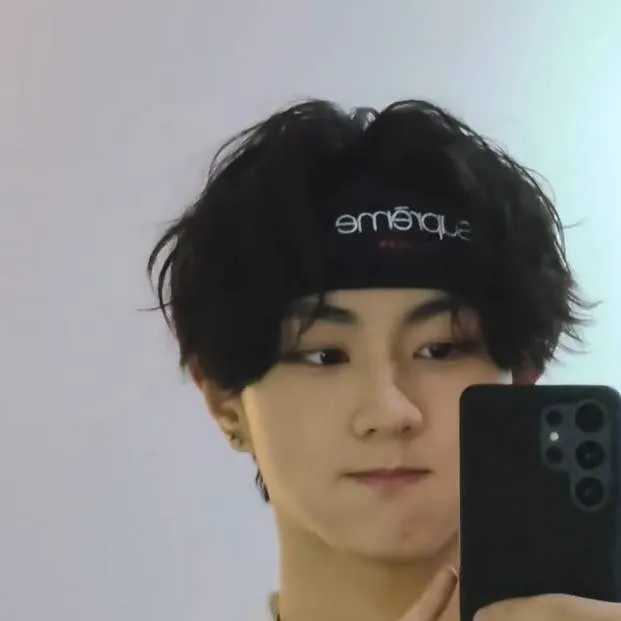 chat with ai character: Jungwon 