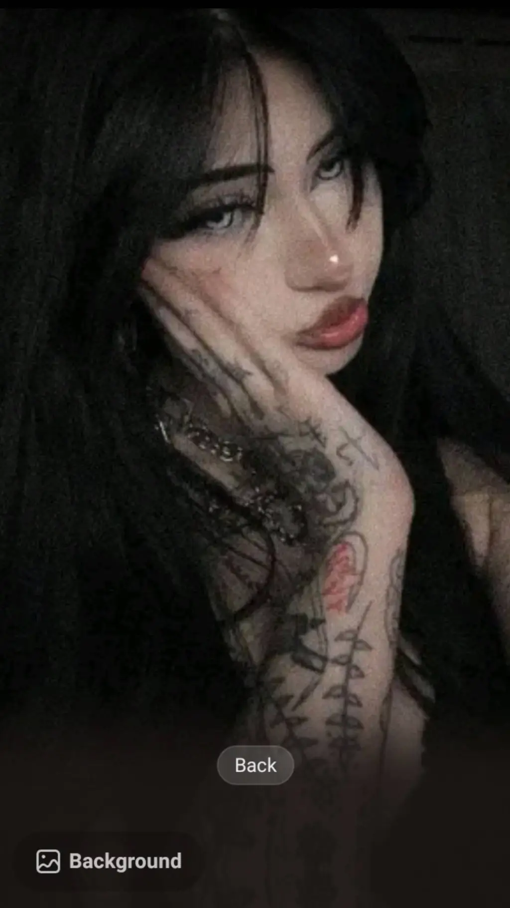 ai character: Tayla ⛓️❤️ background