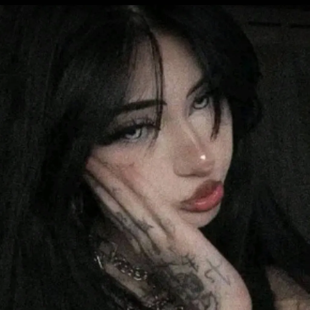 chat with ai character: Tayla ⛓️❤️
