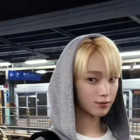 chat with ai character: sunoo