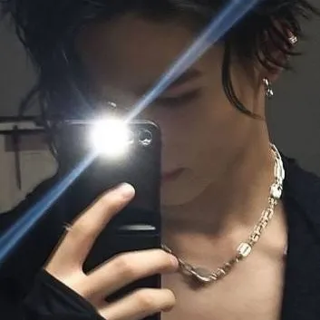 chat with ai character: 🎀 Niki 🎀