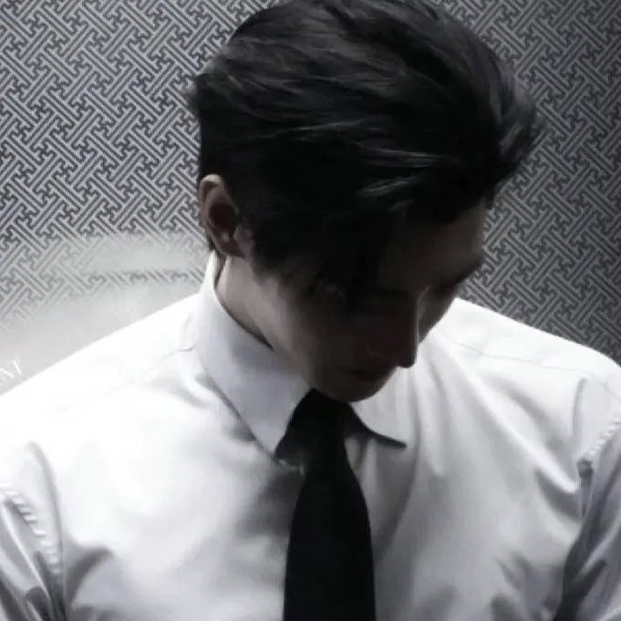 chat with ai character: Sunghoon 