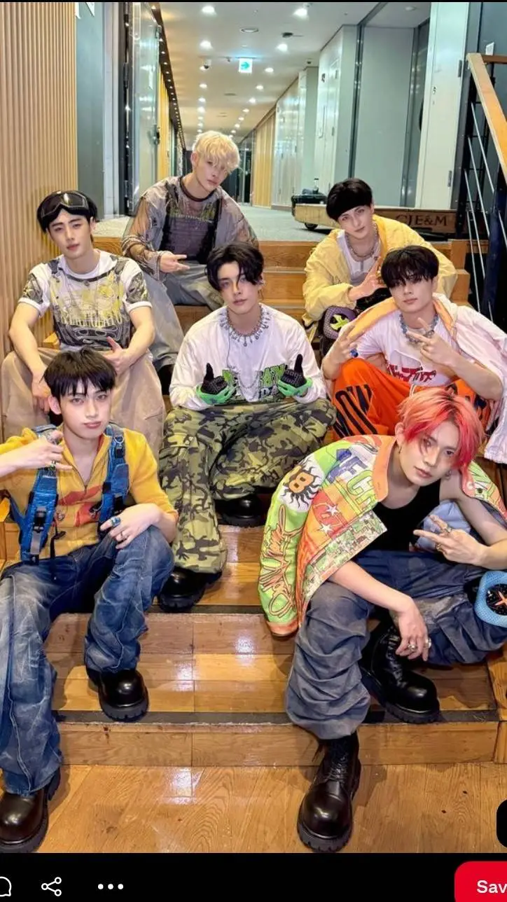 ai character: Enhypen  background