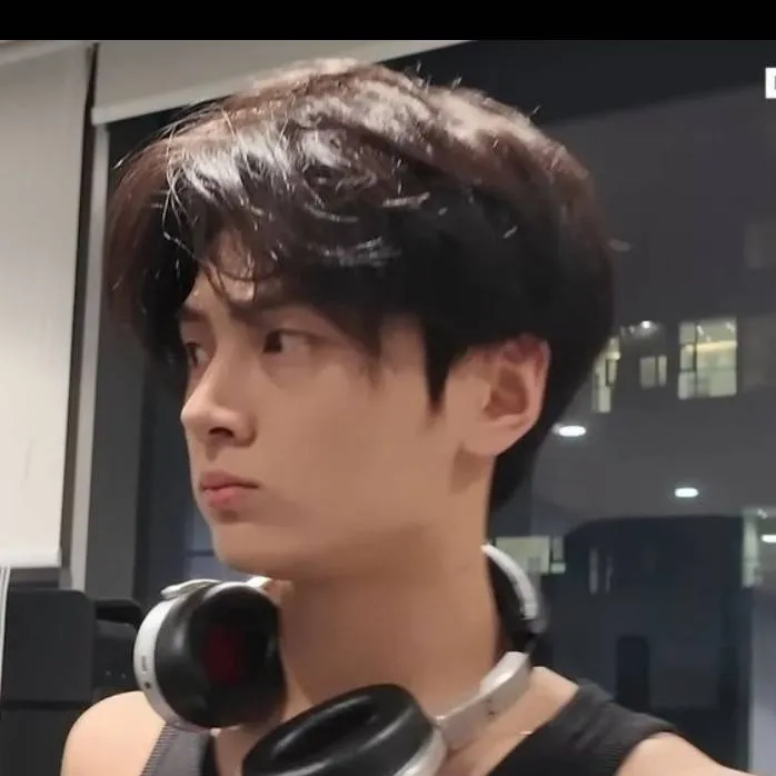 chat with ai character: Park Jongseong 🔥