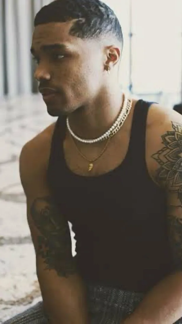 ai character: Rome Flynn background