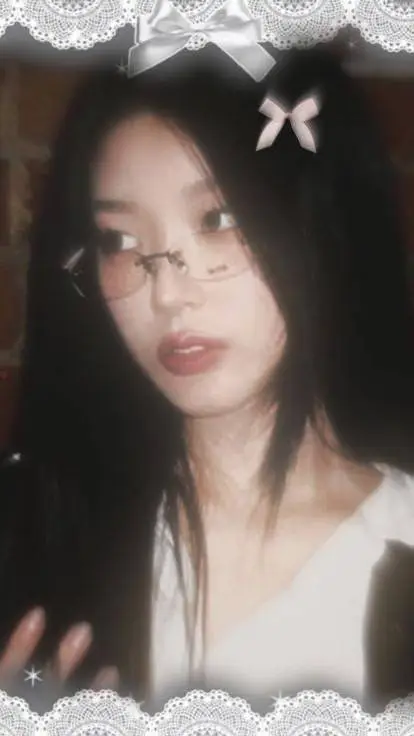 ai character: yoonchae background