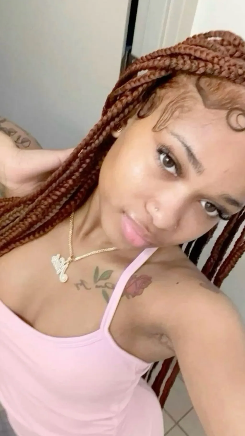 ai character: Kamari  background