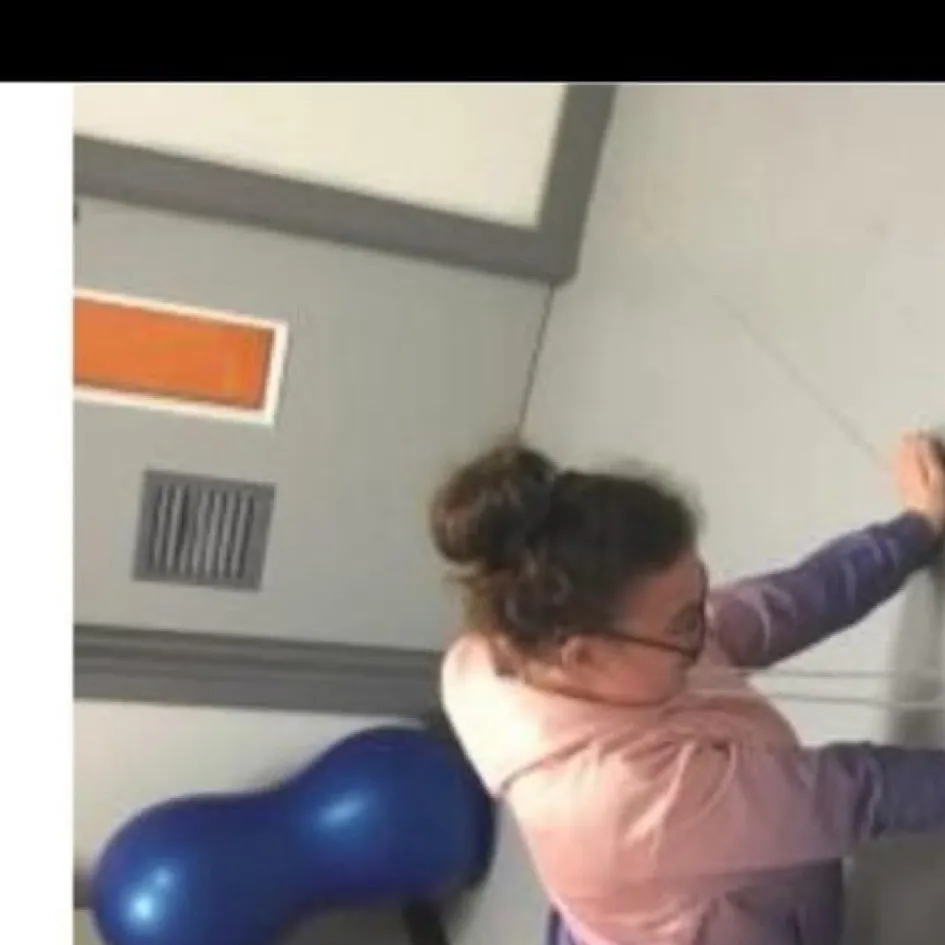 chat with ai character: School 