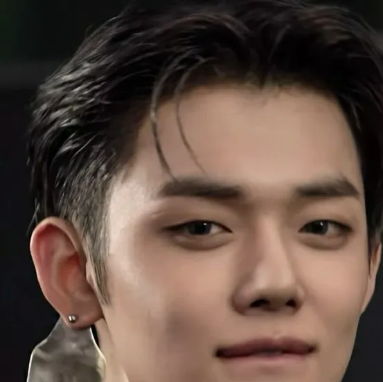 chat with ai character: Yeonjun