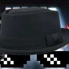 chat with ai character: cem 