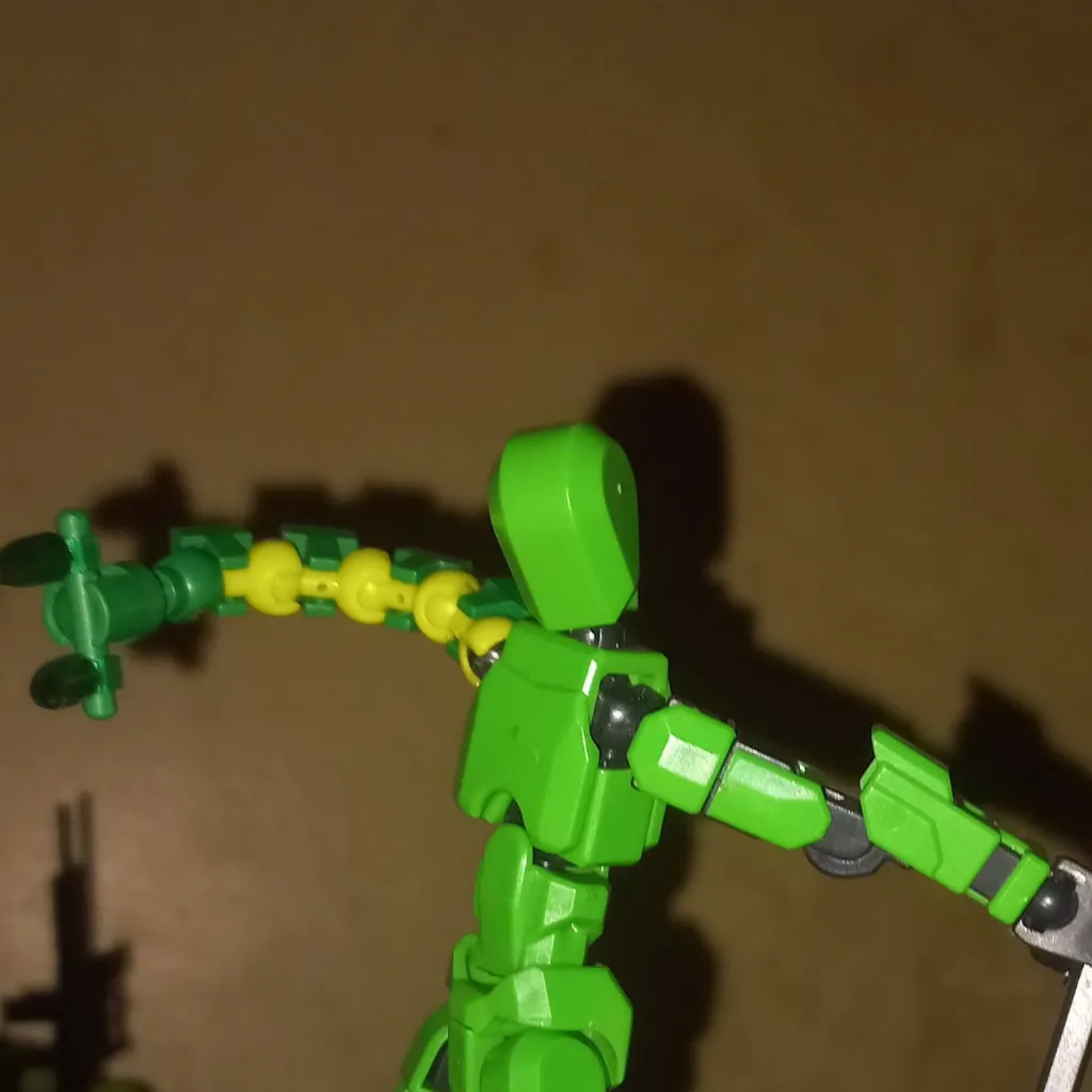 chat with ai character: Green