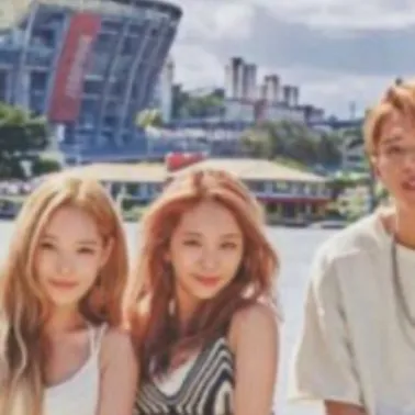 chat with ai character: Kard 