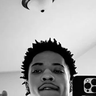 chat with ai character: ‘ Tavion .🤝🏾
