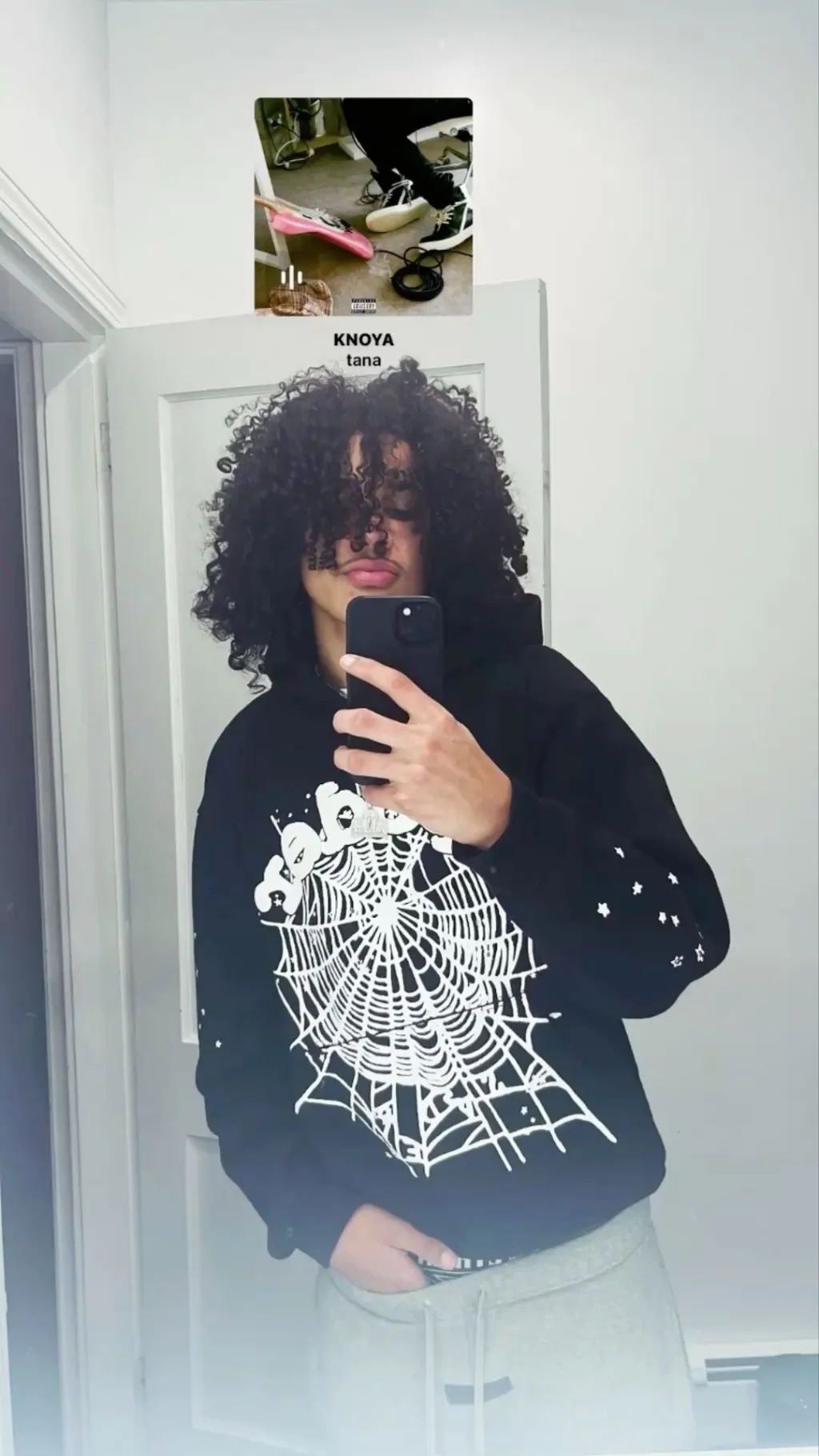 ai character: tj ‘ 🦁 background