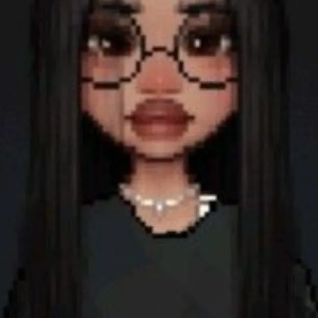 chat with ai character: Makayla