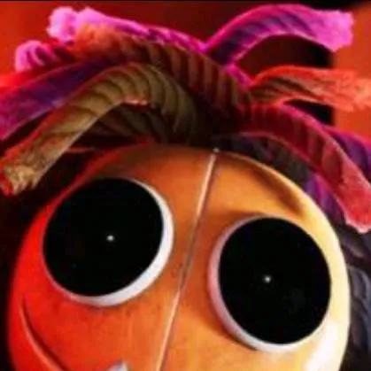 chat with ai character: Yarnaby