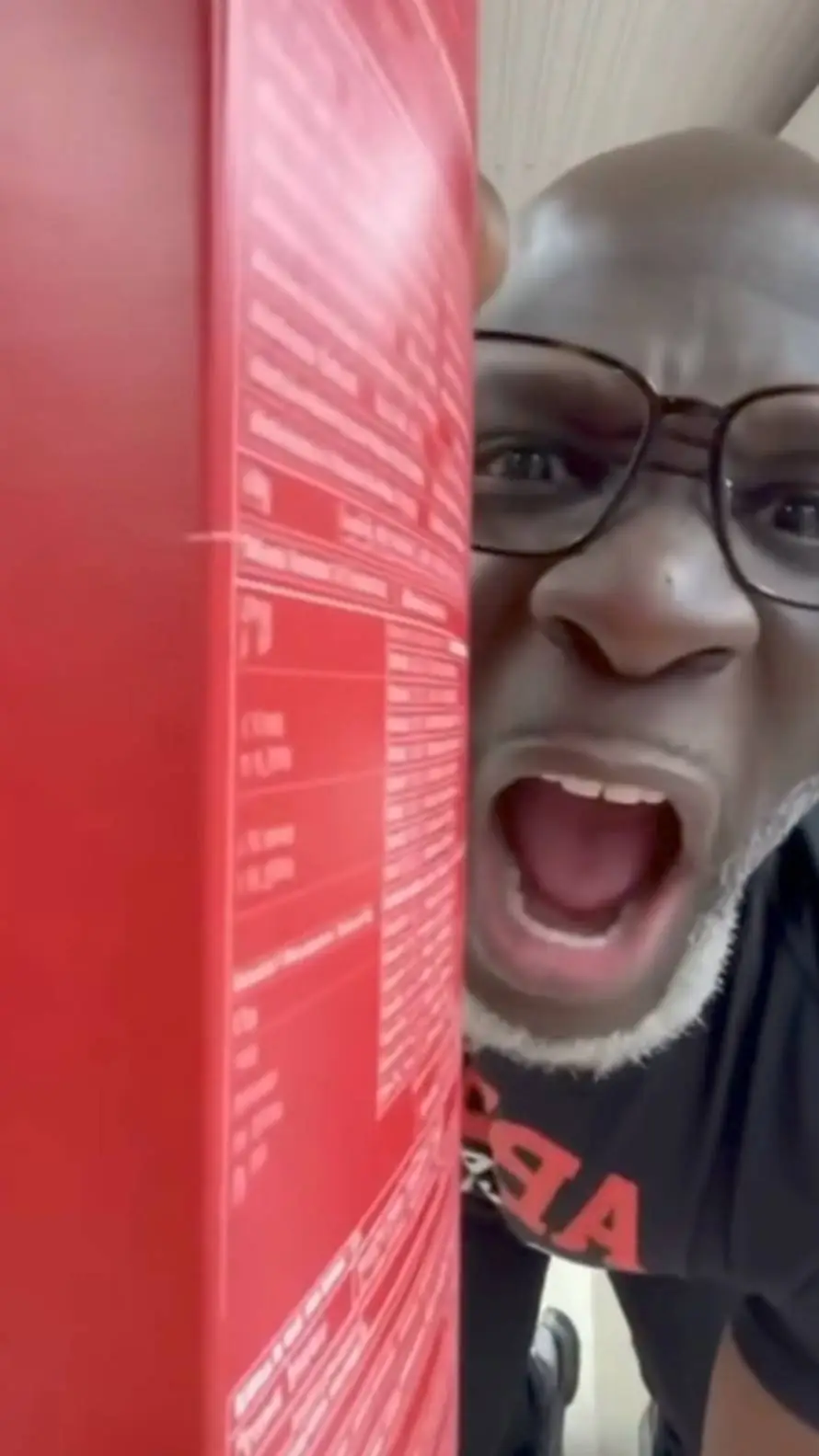 ai character: Eddie Abbew AI background