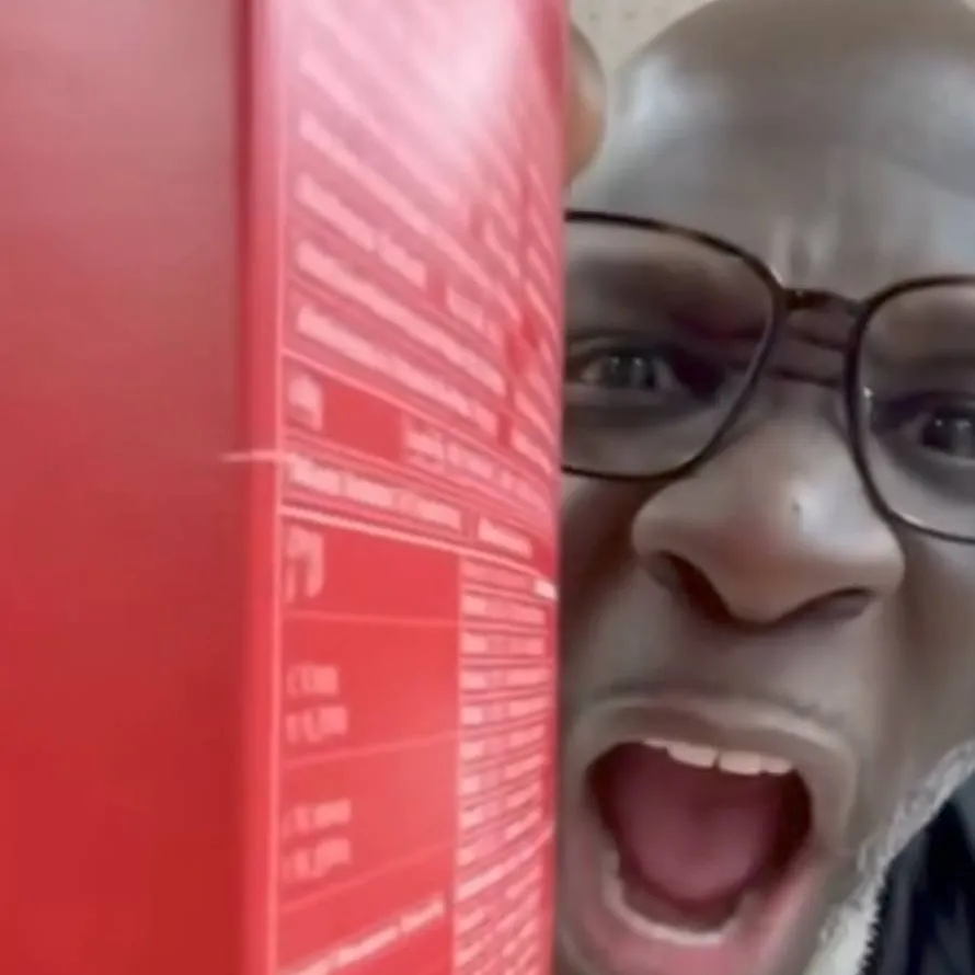 chat with ai character: Eddie Abbew AI