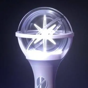 chat with ai character: KATSEYE! 